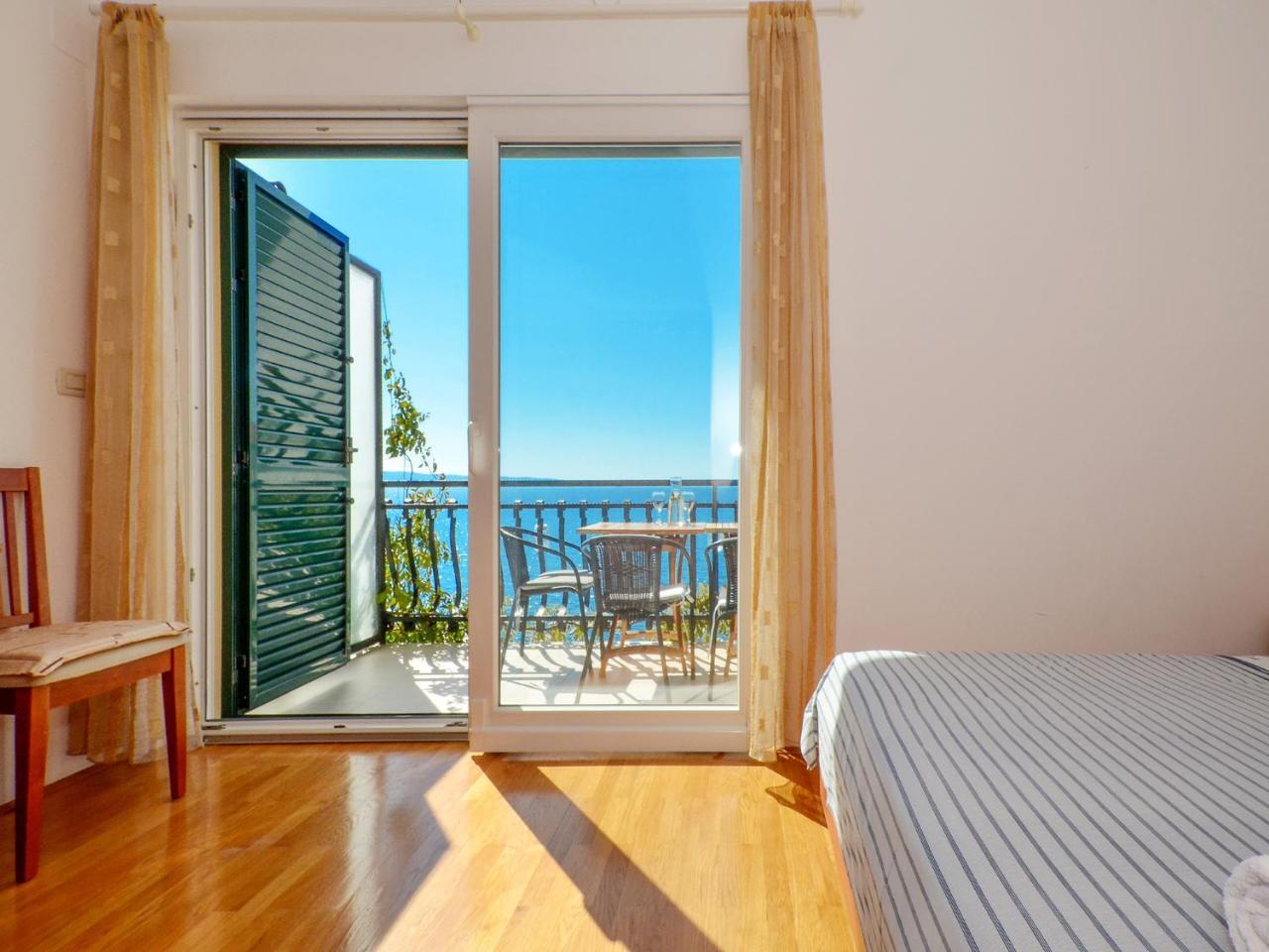 Apartments Nera Подстрана Екстер'єр фото