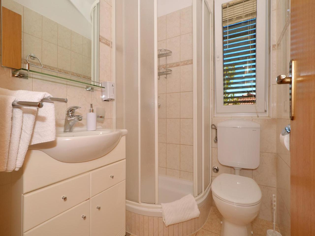 Apartments Nera Подстрана Екстер'єр фото