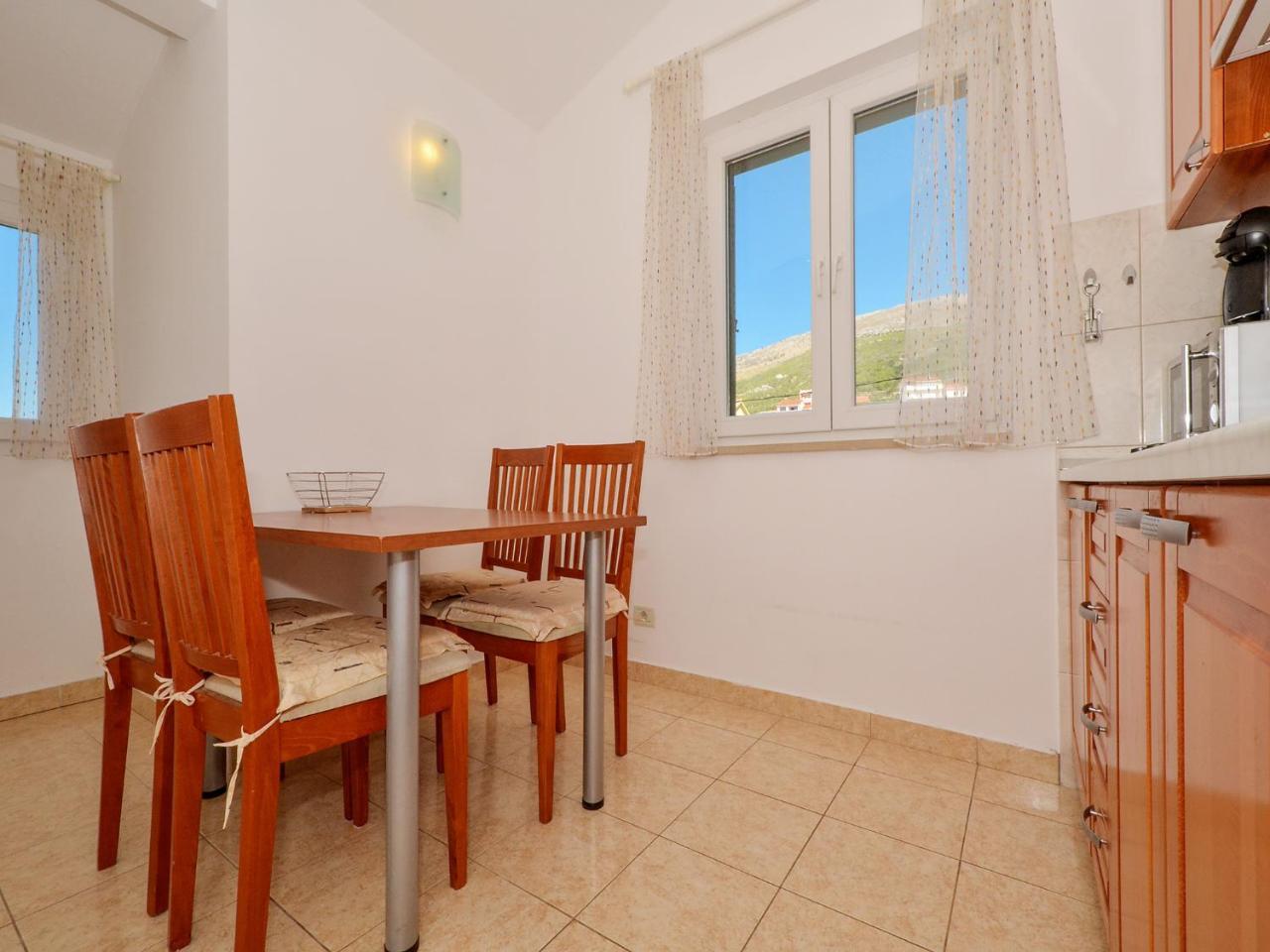 Apartments Nera Подстрана Екстер'єр фото