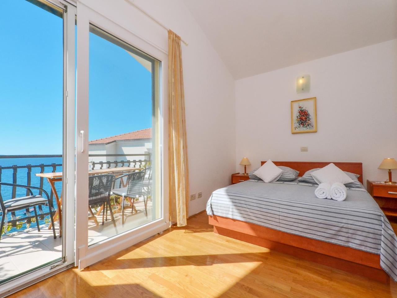 Apartments Nera Подстрана Екстер'єр фото