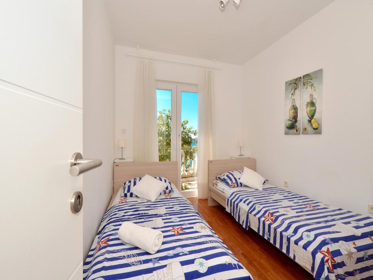 Apartments Nera Подстрана Екстер'єр фото