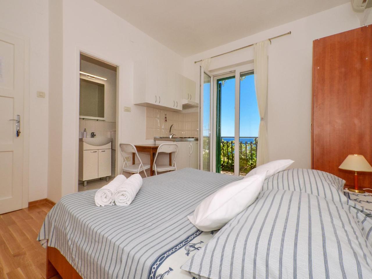 Apartments Nera Подстрана Екстер'єр фото