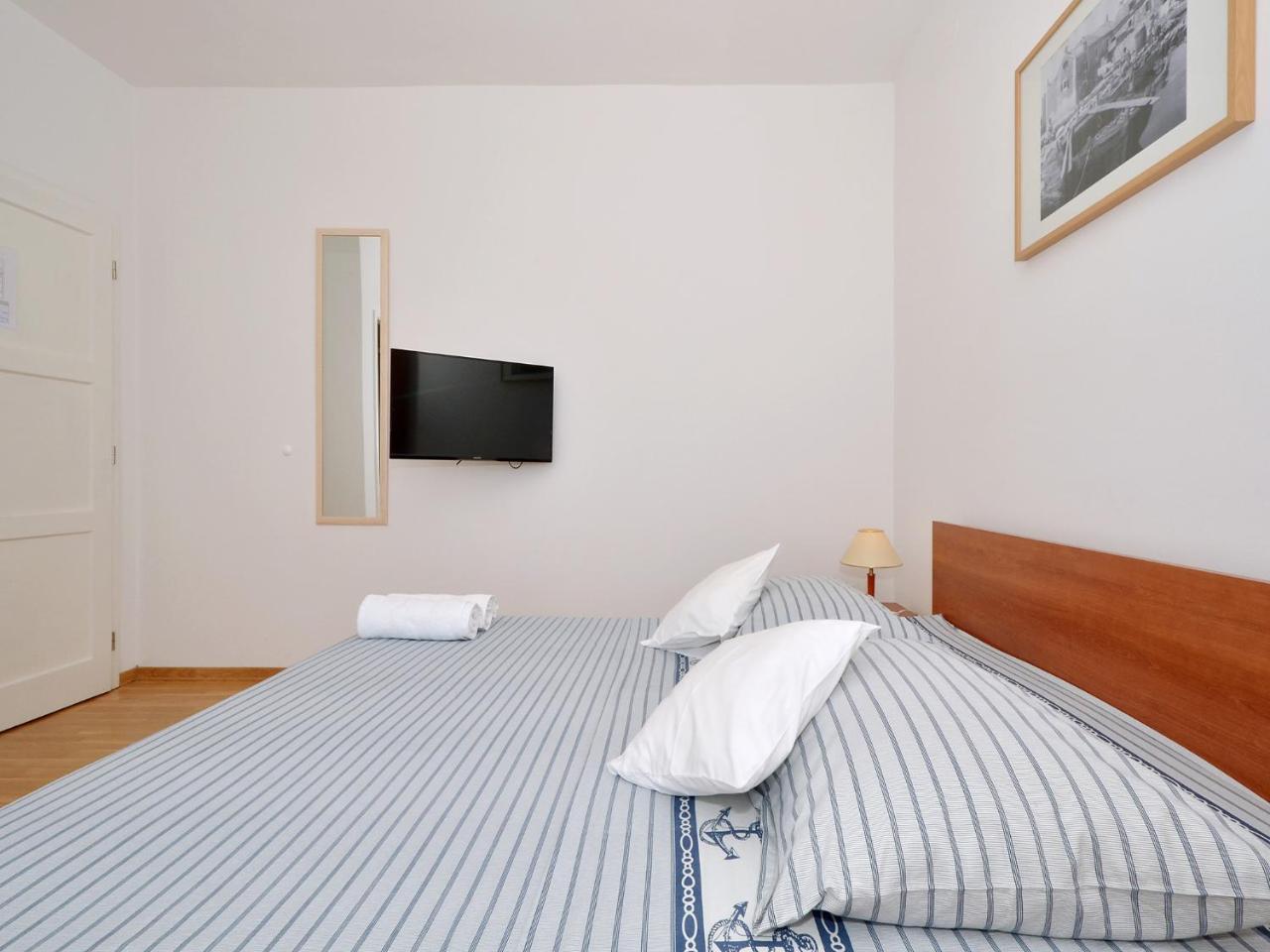 Apartments Nera Подстрана Екстер'єр фото