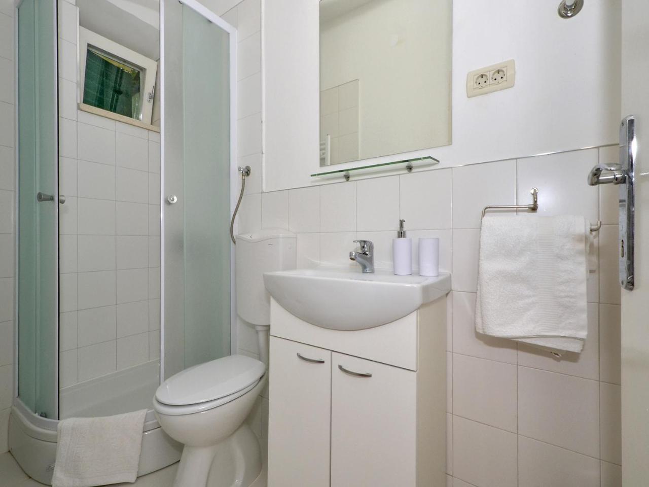 Apartments Nera Подстрана Екстер'єр фото